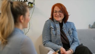 Gesundheits- und Familienpsychologin Christine Greinöcker im Gespräch mit „Krone“-Redakteurin ...