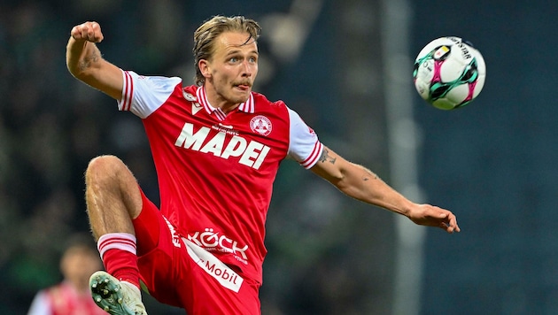 Luxemburgs Nationalspieler Mathias Olesen wurde bis Sommer vom deutschen Zweitligisten Greuther ...