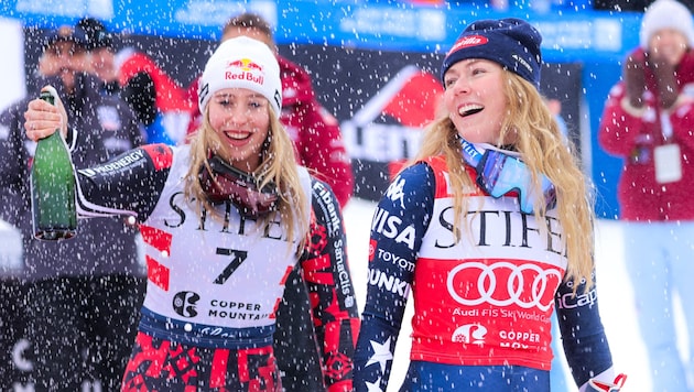 Darf sich Mikaela Shiffrin (rechts) in dieser Saison wieder über den Sieg im Gesamtweltcup ...