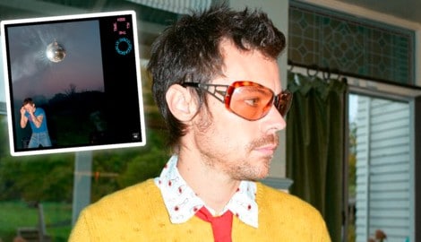 Raven bis der Arzt kommt: In bester Pop-Superstar-Tradition hat sich ex-Boyband-Schnuckel Harry ...