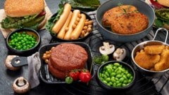 Die Bezeichnungen „Burger“ oder „Würstchen“ für vegane Versionen bleiben vorerst erlaubt – ...