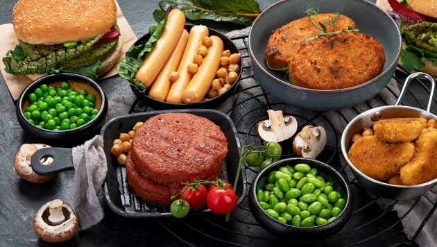 Die Bezeichnungen „Burger“ oder „Würstchen“ für vegane Versionen bleiben vorerst erlaubt – ...