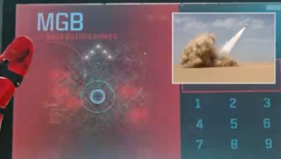 Eine Videospielfigur startet mittels eines Tablets echte Angriffe auf den Iran. Der ...