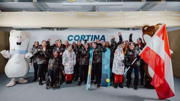 Bereits am Dienstag wurden die Fahnenträger Veronika Aigner und Markus Salcher mit dem Team in ...