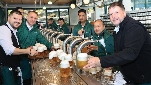 Countdown für die Eröffnung nach dem Winter. In einer Woche fließt im Schweizerhaus im Wiener ...