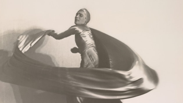 Bewegung in Fotografien festzuhalten, war in den Anfangstagen des Mediums nicht denkbar. ...