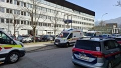 In einer Schule im Westen von Innsbruck kam es am Freitagvormittag zum Zwischenfall.