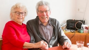 Ein schönes Paar: Ida reist gerne, Rudolf bleibt lieber daheim – gemeinsam bringen sie noch ...