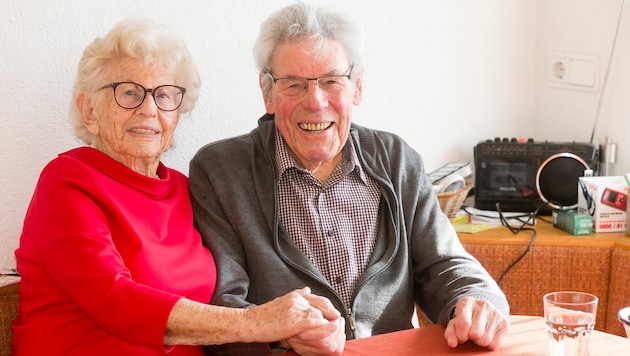 Ein schönes Paar: Ida reist gerne, Rudolf bleibt lieber daheim – gemeinsam bringen sie noch ...