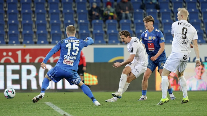 So traf SKU-Top-Routinier Sebastian Wimmer in St. Pölten zum 2:1.
