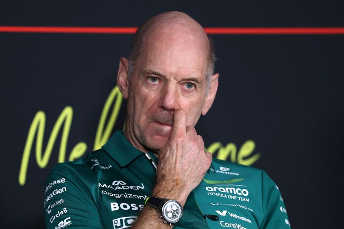 Adrian Newey ist besorgt.