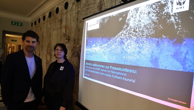 ÖAV-Generalsekretär Clemens Matt und WWF-Expertin Bettina Urbanek sehen beim Kraftwerksausbau ...