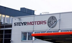 Sitz des Spezialmotorenherstellers ist in Steyr in Oberösterreich.
