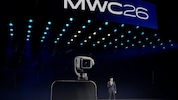 Der chinesische Hersteller Honor zeigt beim Mobile World Congress in Barcelona sein neues Robot ...