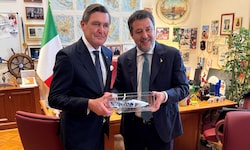 Österreichs Verkehrsminister Peter Hanke (SPÖ) besuchte seinen italienischen Amtskollegen Matteo ...
