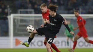 Luca Weinhandl (Nr. 39) soll gegen Altach eine neuerliche Talentprobe abliefern.