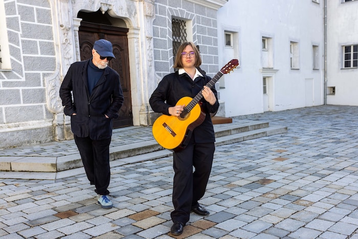 Papa Wolfgang Puschnig hält sich im Hintergrund – 1. Preis für Sohn Noah.
