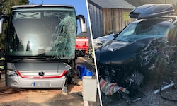 Der Reisebus und das Auto wurden massiv beschädigt.