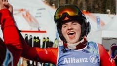 Veronika Aigner jubelt über Gold.