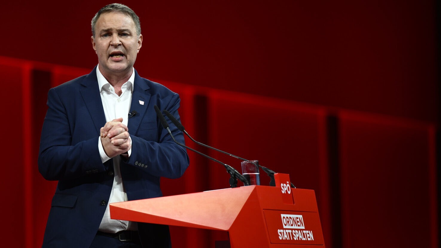 In his speech that morning, Babler almost implored his party to show unity.