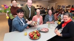 Mitte: Landesbäuerin Christine Riepl und Landswirtschaftskammer-Präsident Nikolaus Berlakovic