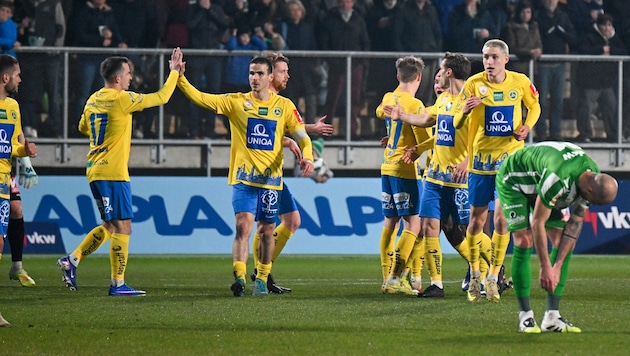 Die Vienna spielte eine starke Partie, Lustenau-Kapitän Matthias Maak (r.) & Co. dagegen nicht.