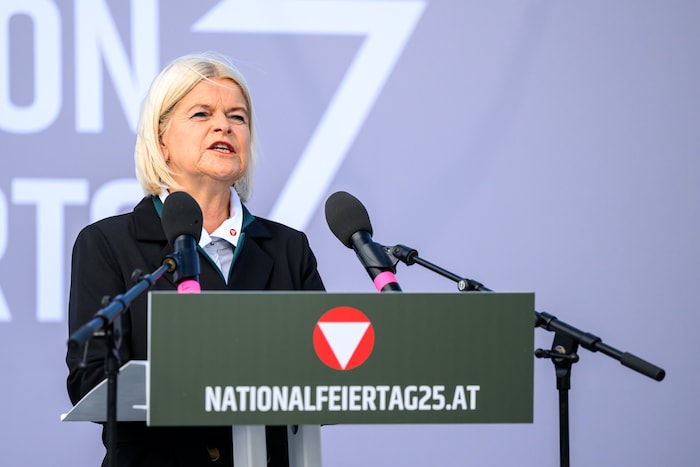 Iran-Konflikt: ÖVP-Verteidigungsministerin Klaudia Tanner erneuert ihre Forderung nach dem ...