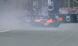 Oscar Piastri crasht schon vor seinem Heimrennen in die Bande.