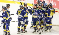 Bei den Zeller Eisbären kommt Bewegung in die Kaderplanung.