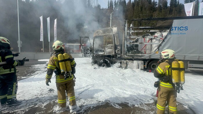 Am Ende war der Lkw ausgebrannt.