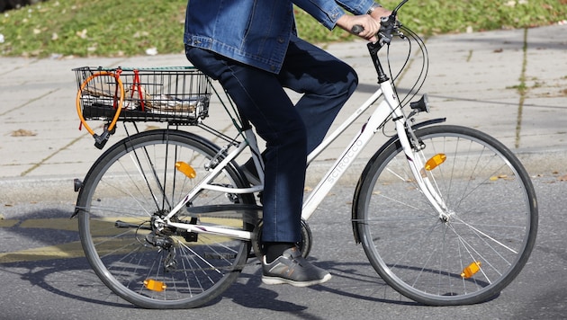 Eine 82-jährige Frau kollidierte am Freitag mit einem entgegenkommenden Radfahrer – sie erlag ...
