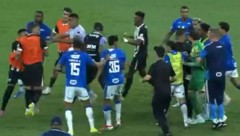Wilde Szenen im Stadtderby zwischen Cruzeiro und Atletico Mineiro!