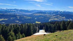 Ausblick vom Gipfelkreuz