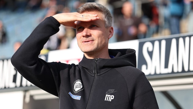 Platz eins! Bei Sturm und Geschäftsführer Sport Michael Parensen scheint aktuell die Sonne.