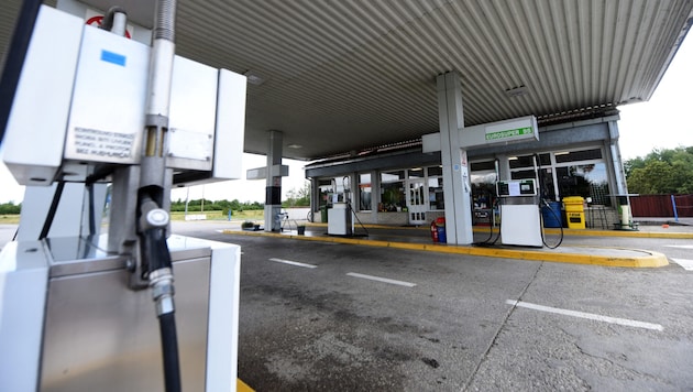 Ab Dienstag gilt in Kroatien für mindestens zwei Wochen ein Spritpreisobergrenze.