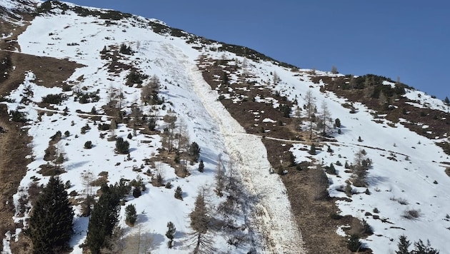 Die Lawine riss den Mann Hunderte Meter in die Tiefe.