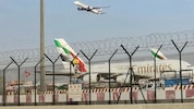 Um sich gegen Mangel an Zielflughäfen zu wappnen, habe Emirates in der Regel Treibstoff für fünf ...