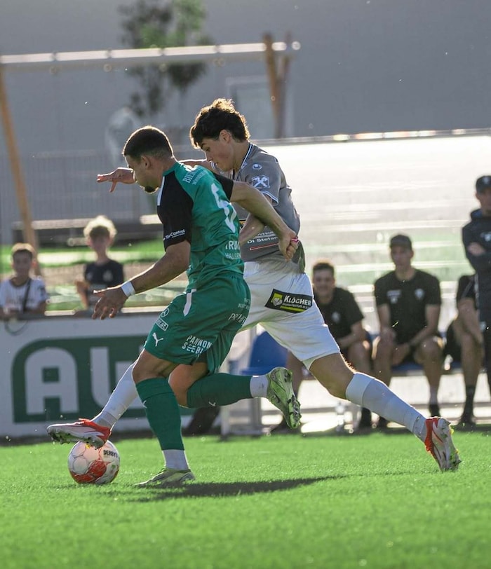Amar Hot (li.) und sein Team müssen im Abstiegskampf schleunigst punkten. Am Freitag gibt’s die ...