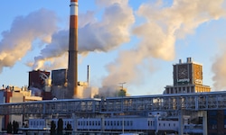 15.000 Beschäftigte arbeiten in OÖ in der Chemie- Branche. Am Donnerstag wird in der Lenzing AG ...
