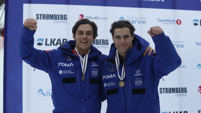 In der Teamkombi jubelte Haghighat (r.) mit Nash Huot Marchand.