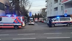 Rettung, Polizei und Feuerwehr waren rasch am Einsatzort eingetroffen.