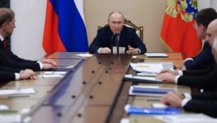 Russland bietet Europa wieder Öl und Gas an – fordert aber „keinen politischen Druck“