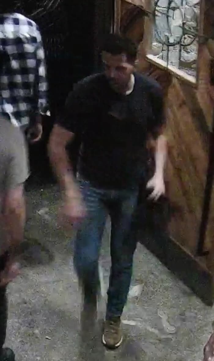 Wer kennt diesen Mann?