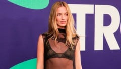 Margot Robbie hat sich an einen neuen Look getraut. So wie auf diesem Bild von einem Auftritt ...