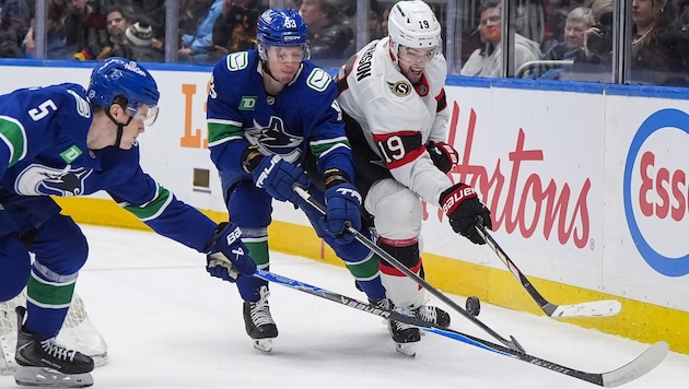 Marco Rossi (m.) und Co. mussten sich Ottawa geschlagen geben.