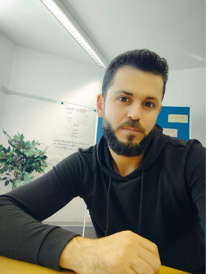 Wer kennt diesen Mann?