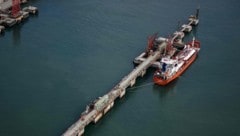 Katar will in „einigen Wochen“ wieder Flüssigerdgas produzieren (im Bild: Tanker mit LNG).