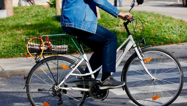 Durch Abzug der Rate vom Bruttogehalt kommt das Leasing für die Beschäftigten und ihre ...