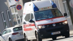 Die 26-Jährige wurde ins Spital gebracht (Symbolbild)
