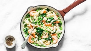 Dieses Gericht besticht durch die leichte Säure des Zitronensaftes, außerdem macht das Gemüse ...